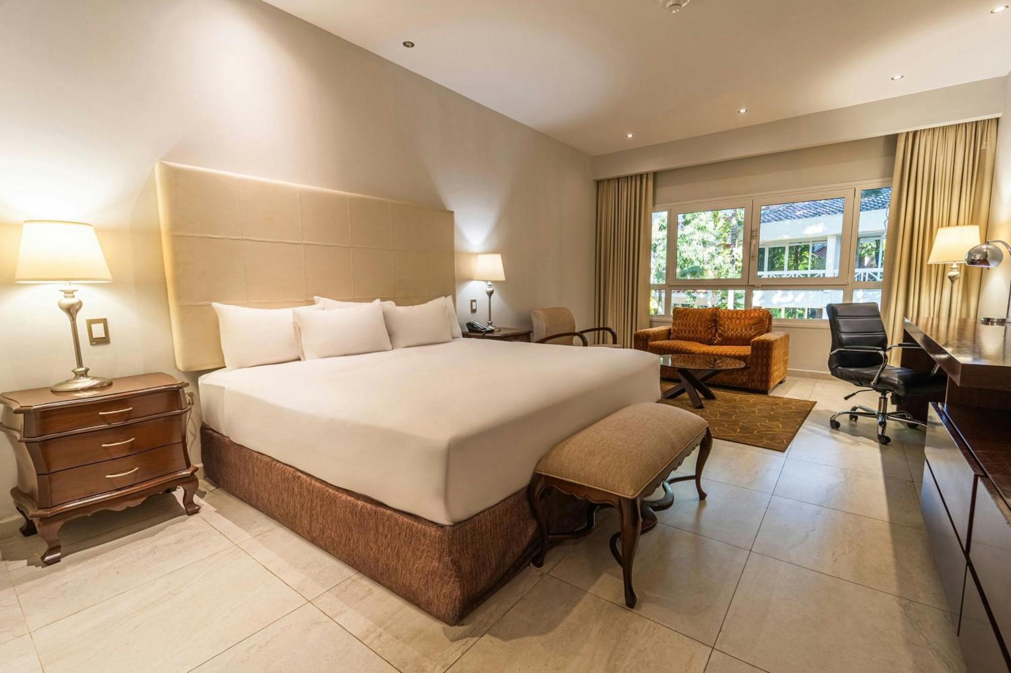 Los Tajibos, Santa Cruz De La Sierra, A Tribute Portfolio Hotel Dış mekan fotoğraf
